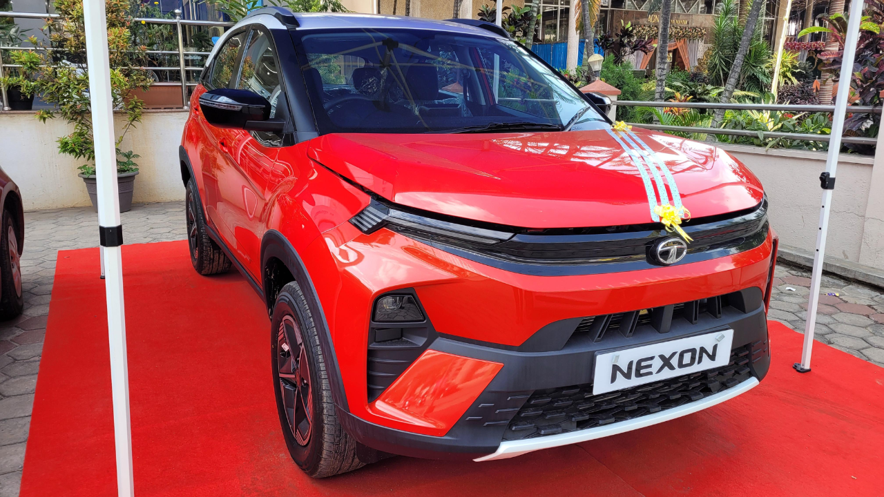 Tata Nexon: Stylish Design and Impressive 30 km/l Mileage