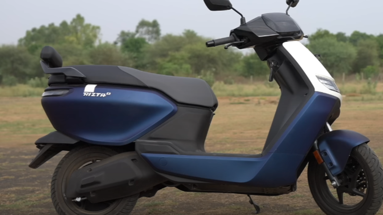 Ather Rizta Electric Scooter Debuts with 160 km Range: Price and Details Revealed